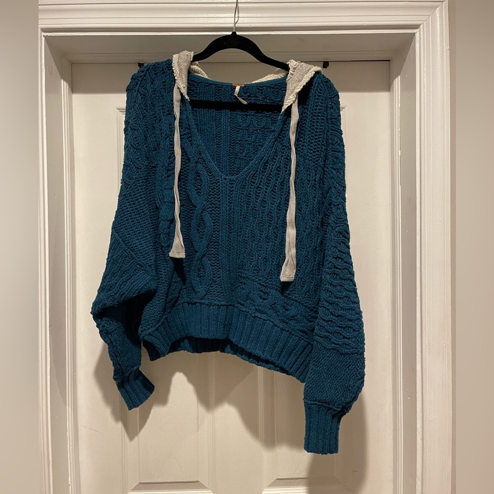 Oversized sweater with hoodie